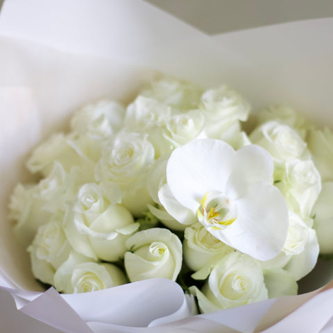 Ramo de rosas blancas