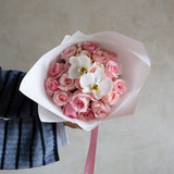 Rosas con Orquideas