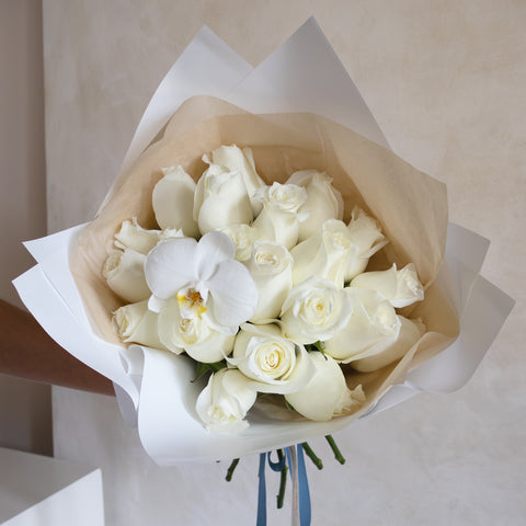 Ramo de rosas blancas