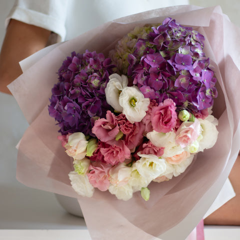 Ramo de Hortensias y Lisianthus