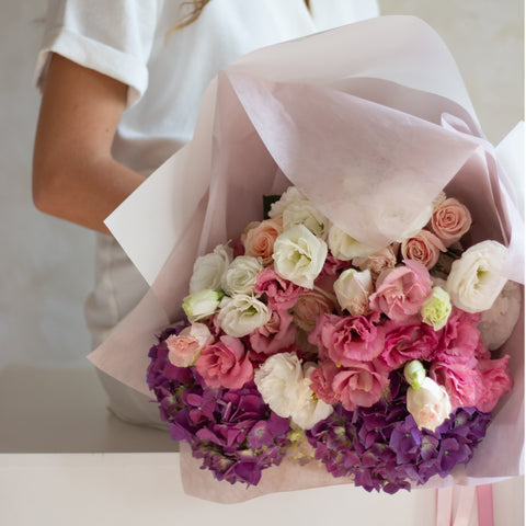 Ramo de Hortensias y Lisianthus